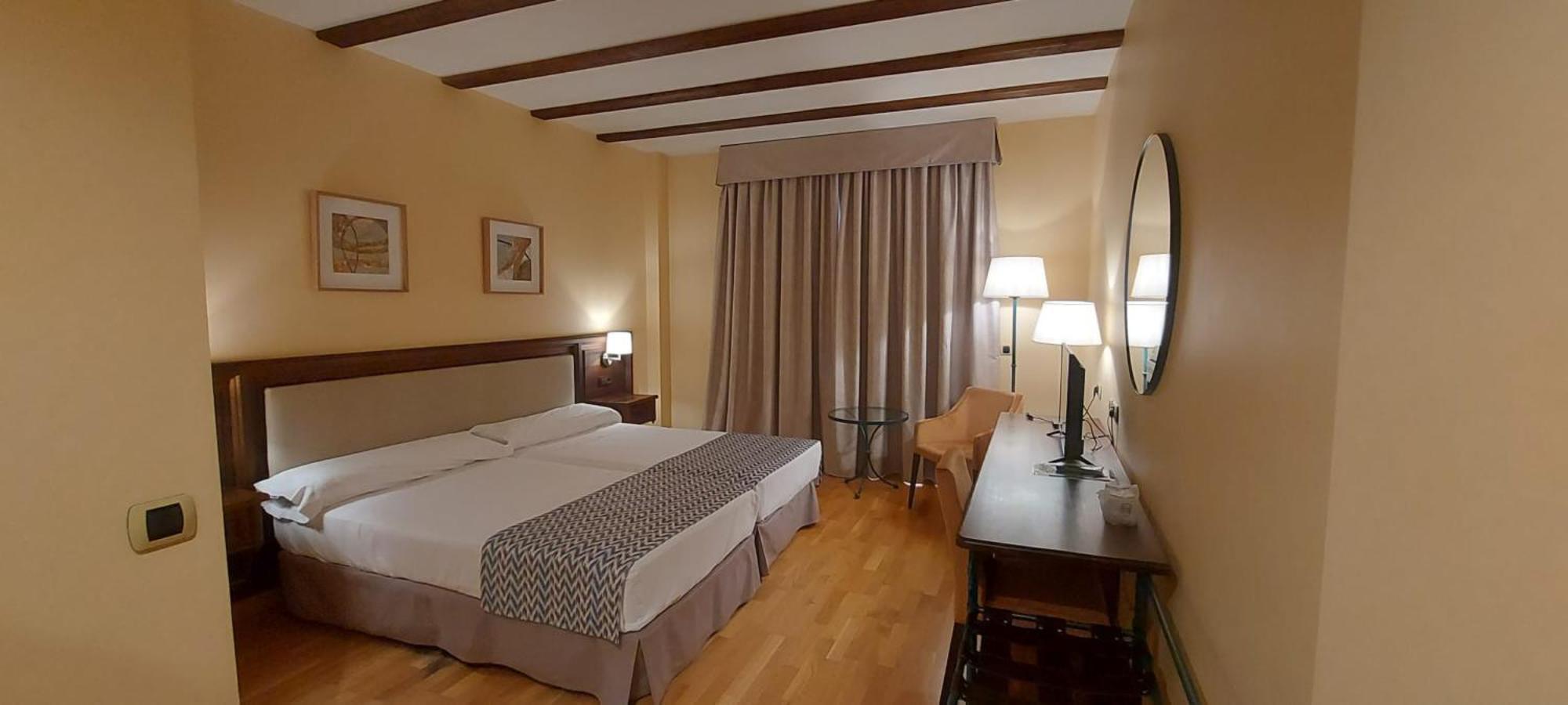Hotel Spa Tudanca Aranda Fuentespina Exteriör bild