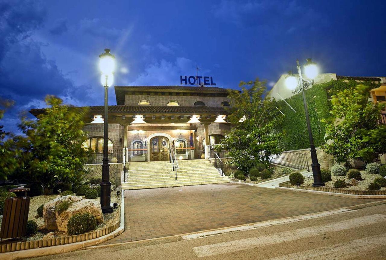 Hotel Spa Tudanca Aranda Fuentespina Exteriör bild